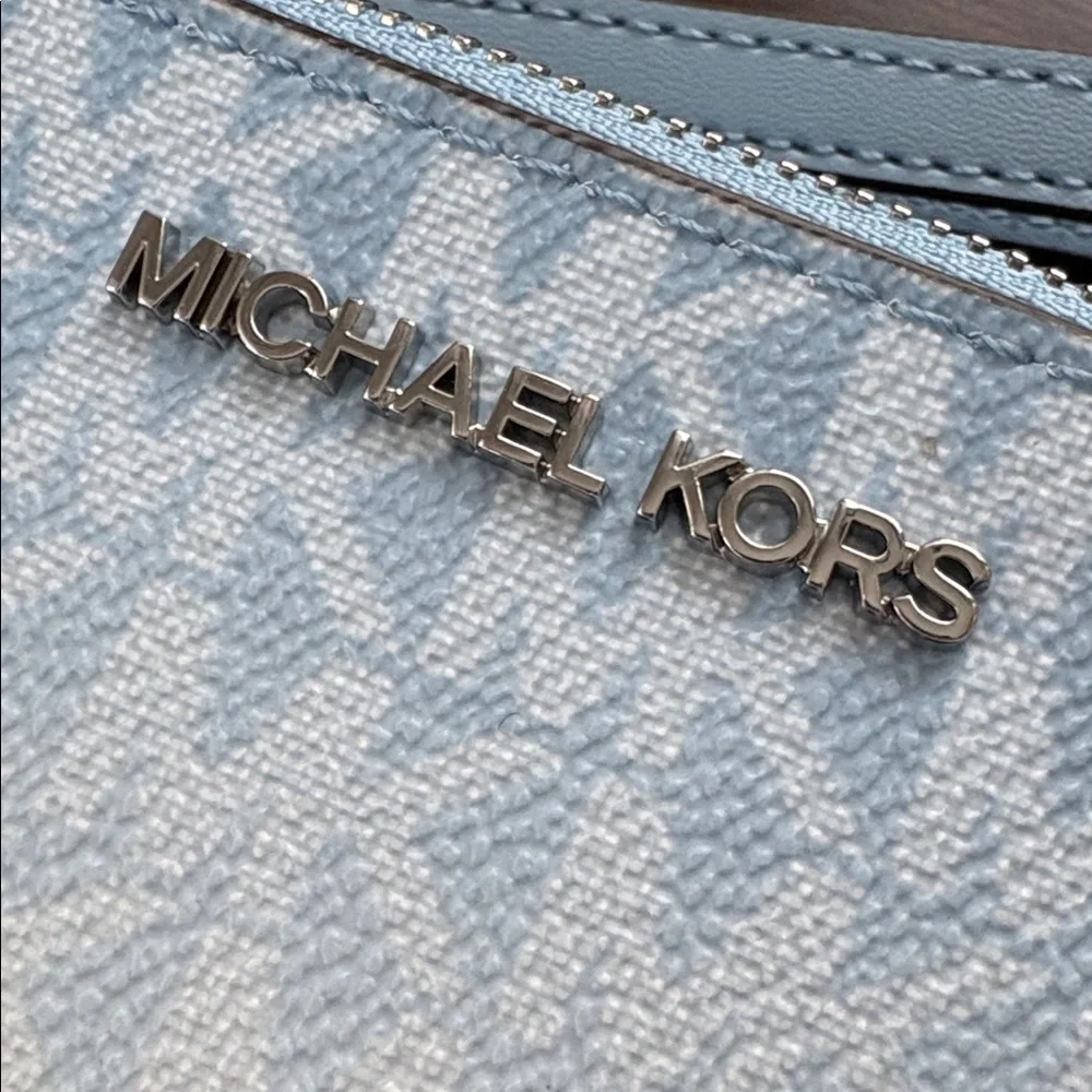 MICHAEL KORS Jet Set Large Ombré Logo Double Zip wristlet NWT - Picture 13 of 13